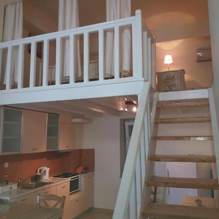 Roula'S Suites Ándros Buitenkant foto
